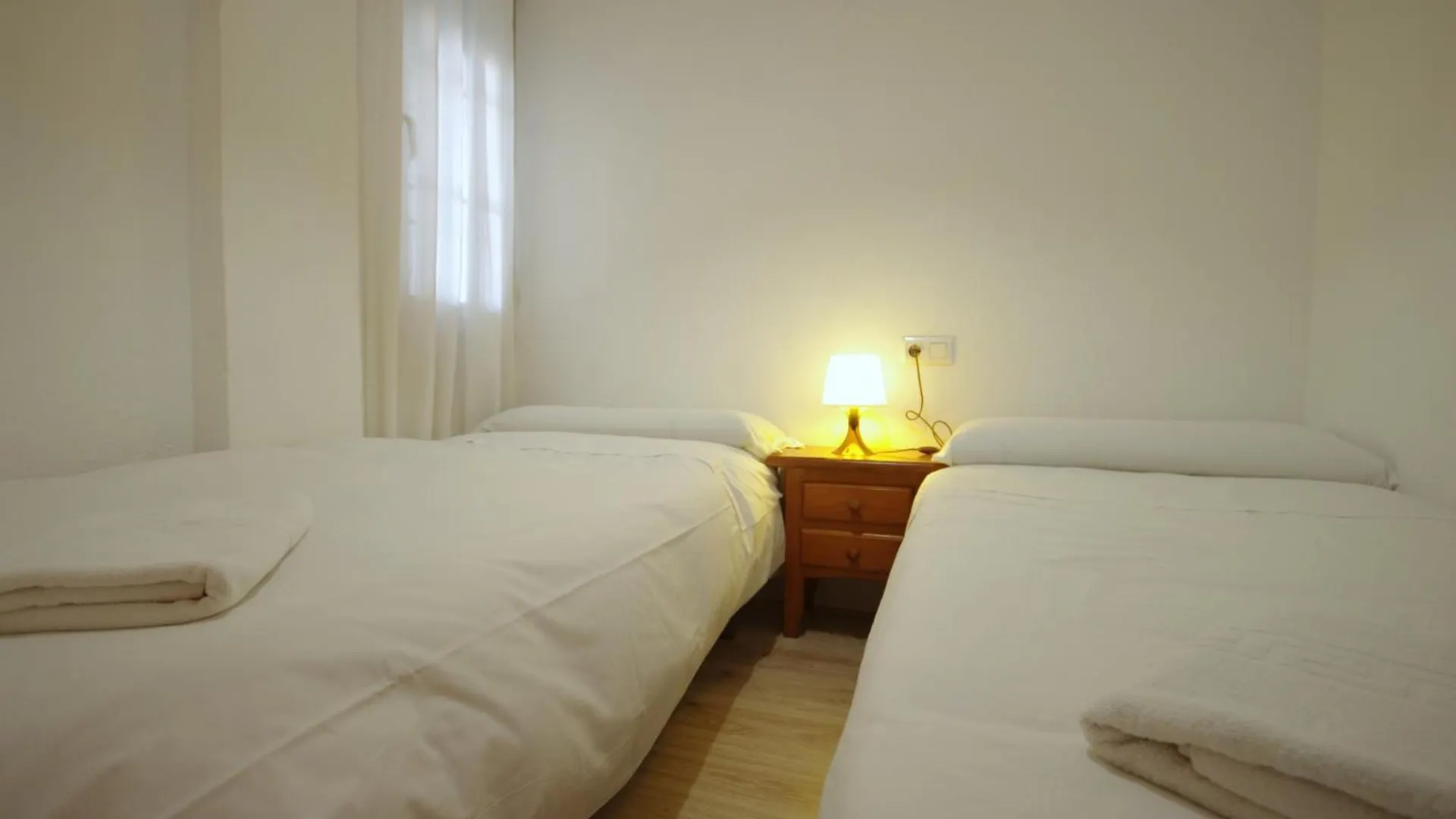 Livingtarifa Apartamento Agaporni