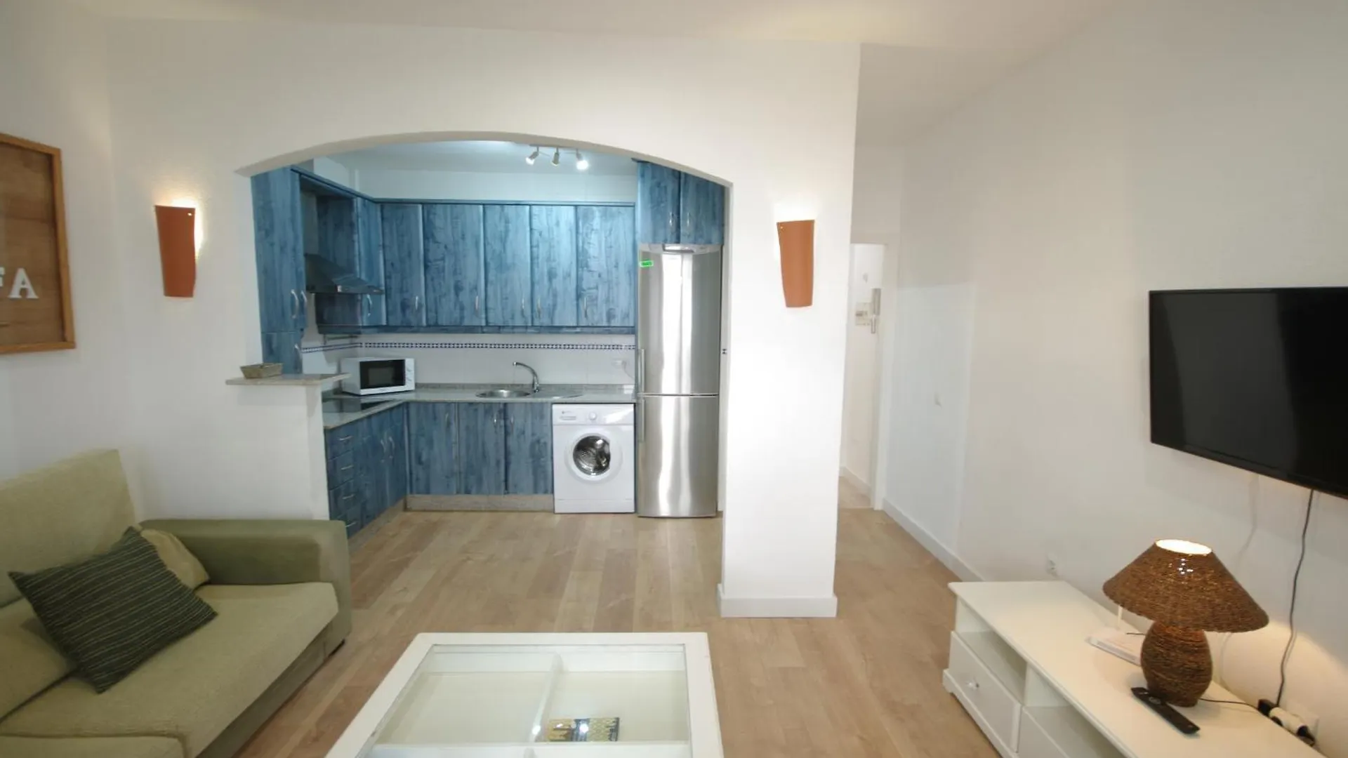 Livingtarifa Apartamento Agaporni