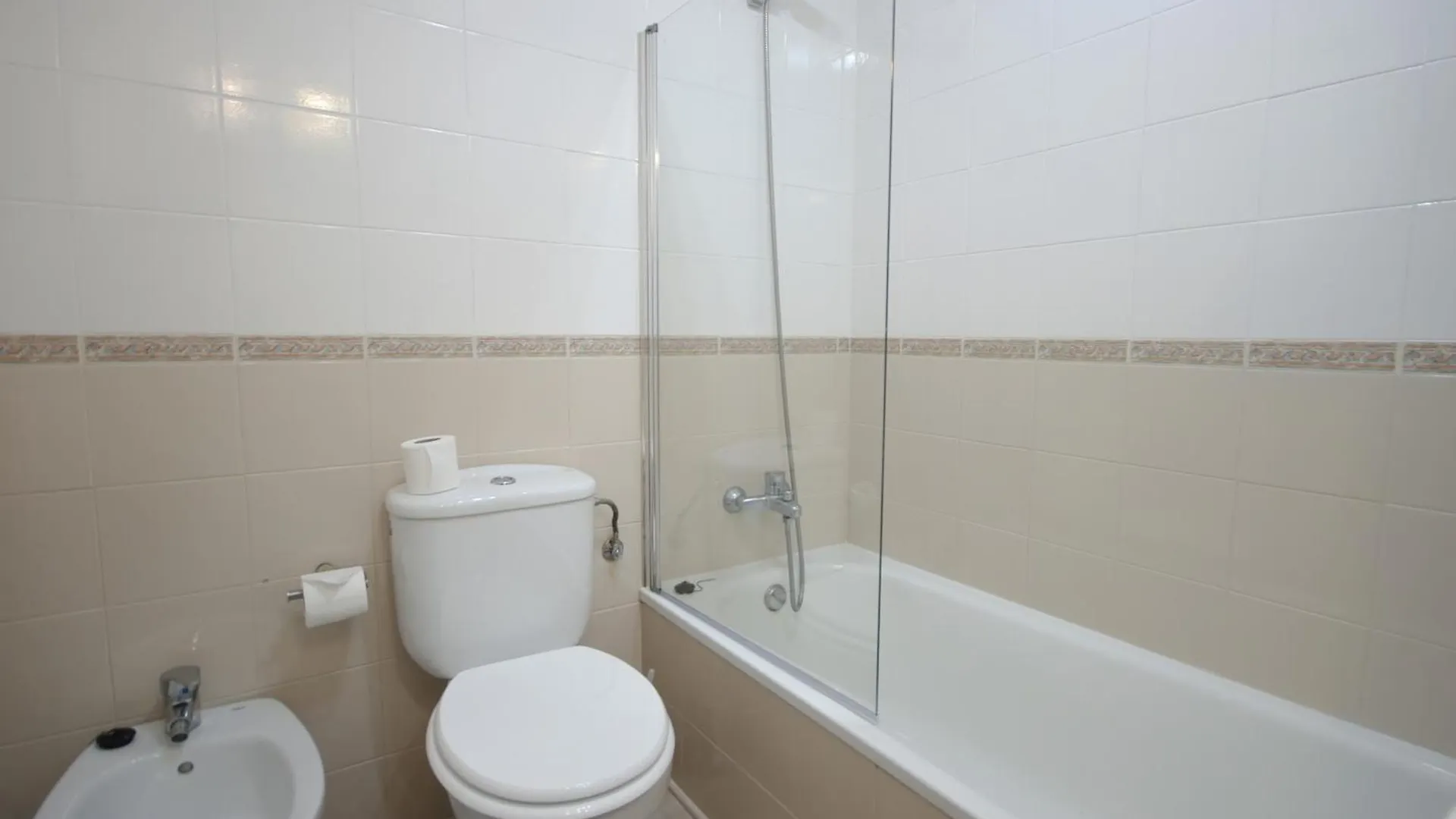 Livingtarifa Apartamento Agaporni 0*, Tarifa